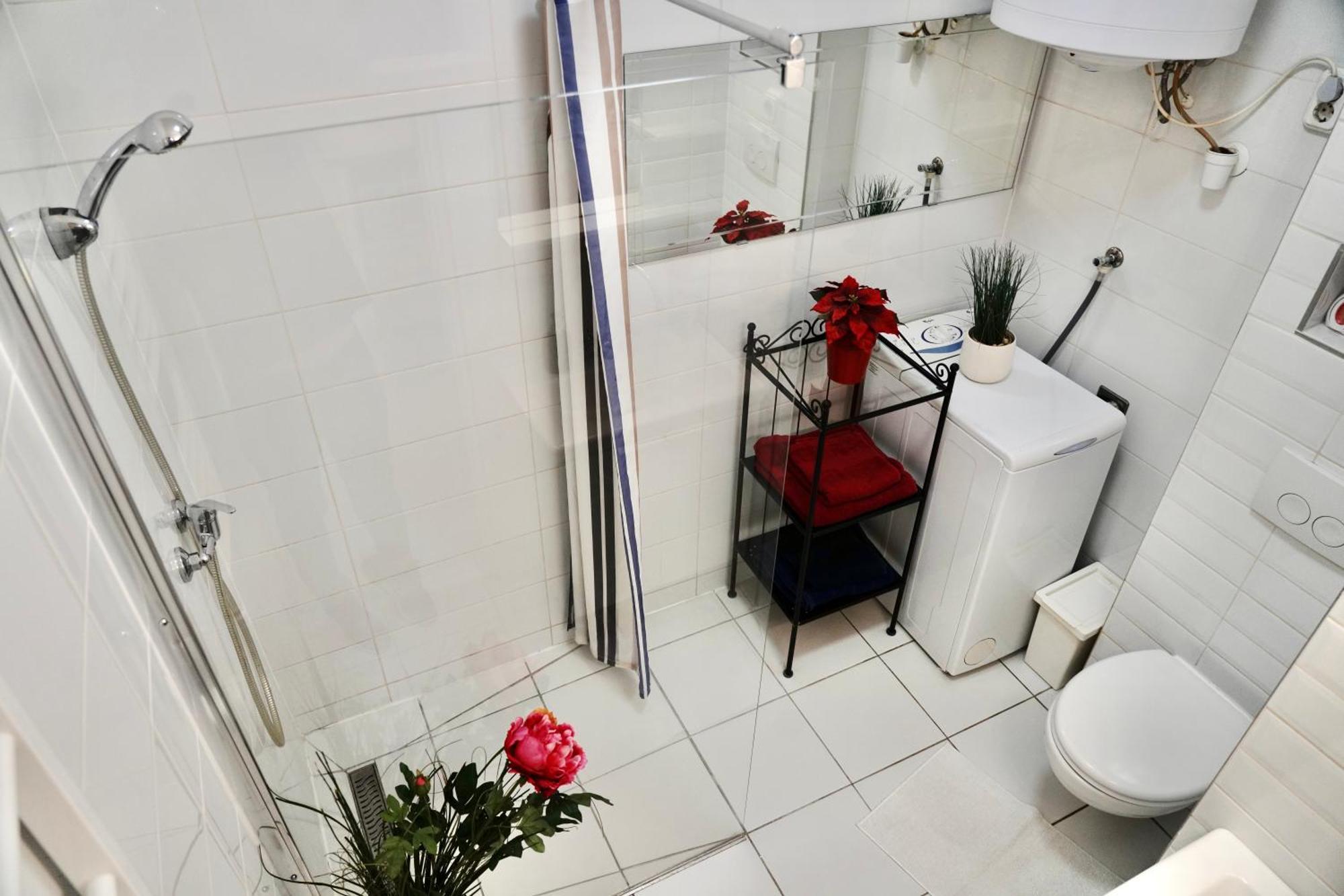 Your Own Pretty Place In The Center Apartment บูดาเปสต์ ภายนอก รูปภาพ